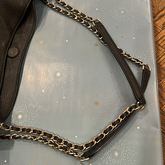 Tory Burch Large Leather Bag - Picture 8 of 8